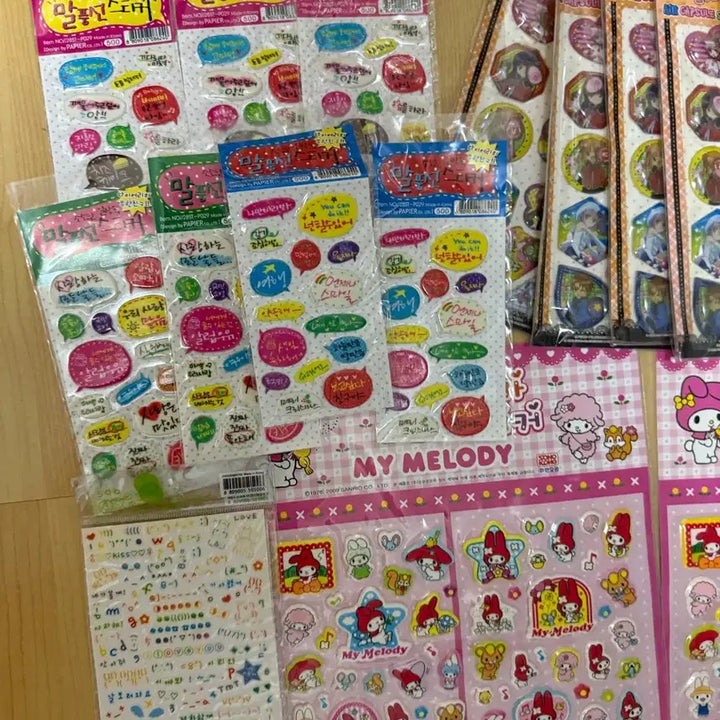 [BUNJANG] Vintage Stationery Sticker Bundle (65 pcs) / 고전 스티커 일괄 65개