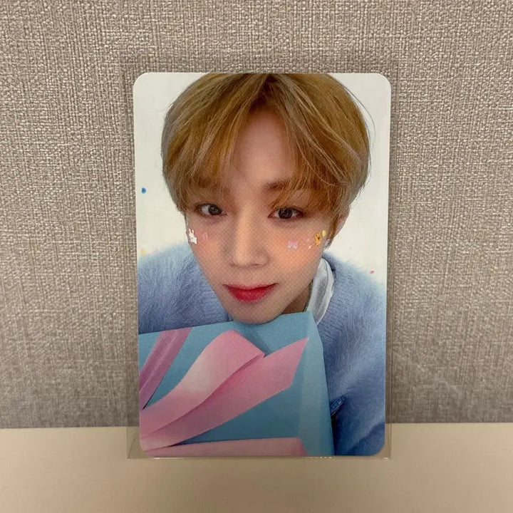 [BUNJANG] Park Jihoon 2025 Birthday Boy Beaded Strap (Photocard Included) / 박지훈 2025 Birthday Boy 생카 비즈스트랩 (포카포함)
