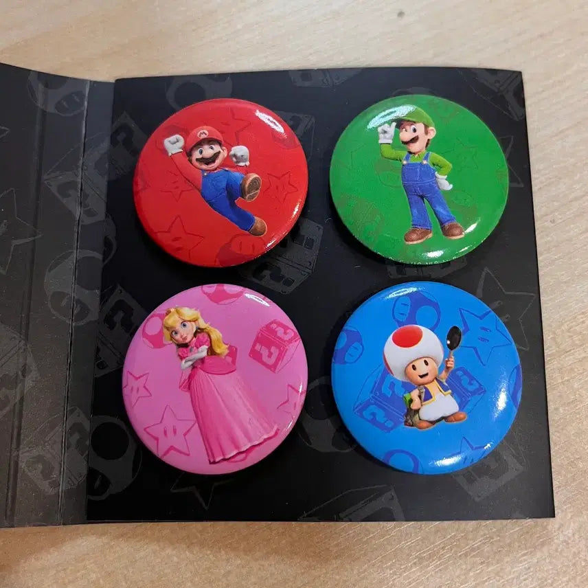 [BUNJANG] The Super Mario Bros. Movie Special Edition Badge Set / 슈퍼마리오 브라더스 영화 특전 뱃지