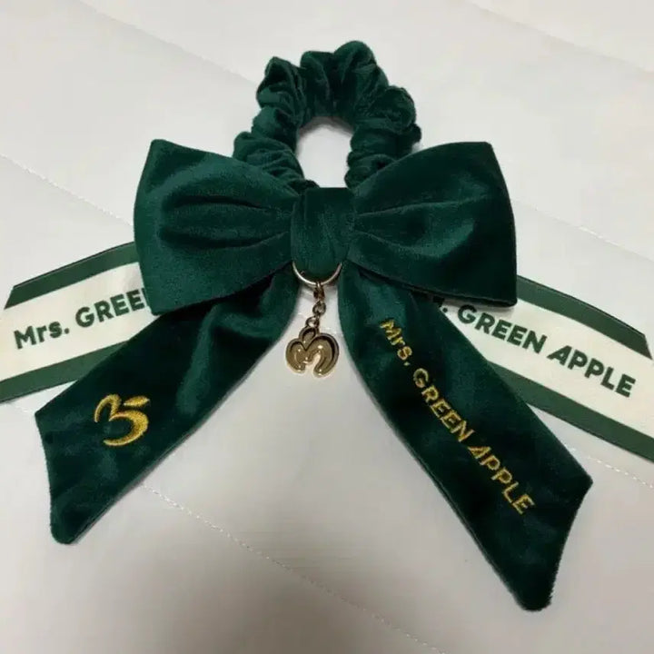 [BUNJANG] Mrs. Green Apple Official Lightstick Ribbon (Green) / 미세스 그린애플 공식 응원봉 리본 초록
