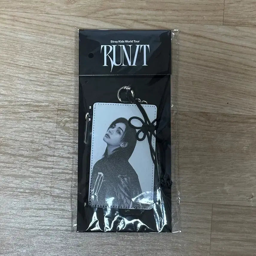 [BUNJANG] Stray Kids Hyunjin Card Holder Keychain (Sealed) / 카드홀더키링 현진