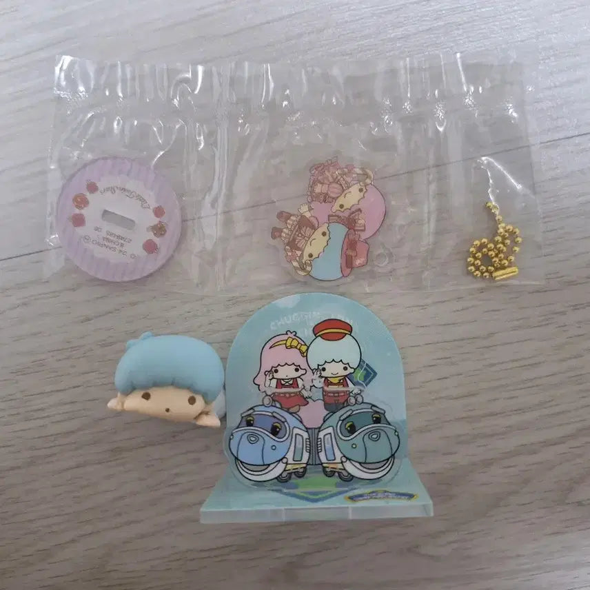 [BUNJANG] Little Twin Stars Kiki &amp; Lala Gacha Acrylic Stand Keychain Bundle / 리틀트윈스타 키키 라라 가챠 아크릴 스탠드 키링 일괄판매