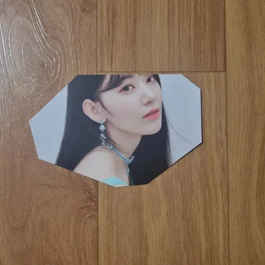 [BUNJANG] IZ*ONE FIESTA Miyawaki Sakura Polygon Postcard / 아이즈원 피에스타 I WAS 미야와키 사쿠라 다각형 엽서