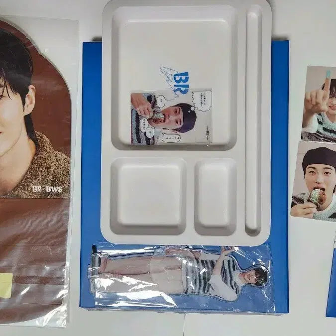 [BUNJANG] Byun Woo Seok Baskin Robbins Photocard Tray Acrylic Standee Set / 21세기대군부인 변우석 배스킨라빈스 배라 포카 트레이 백월 포토카드