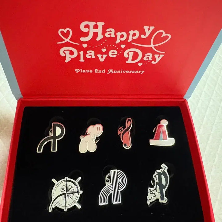 [BUNJANG] PLAVE Happy PLAVE Badge Set / 플레이브 해피플레이브 뱃지 세트