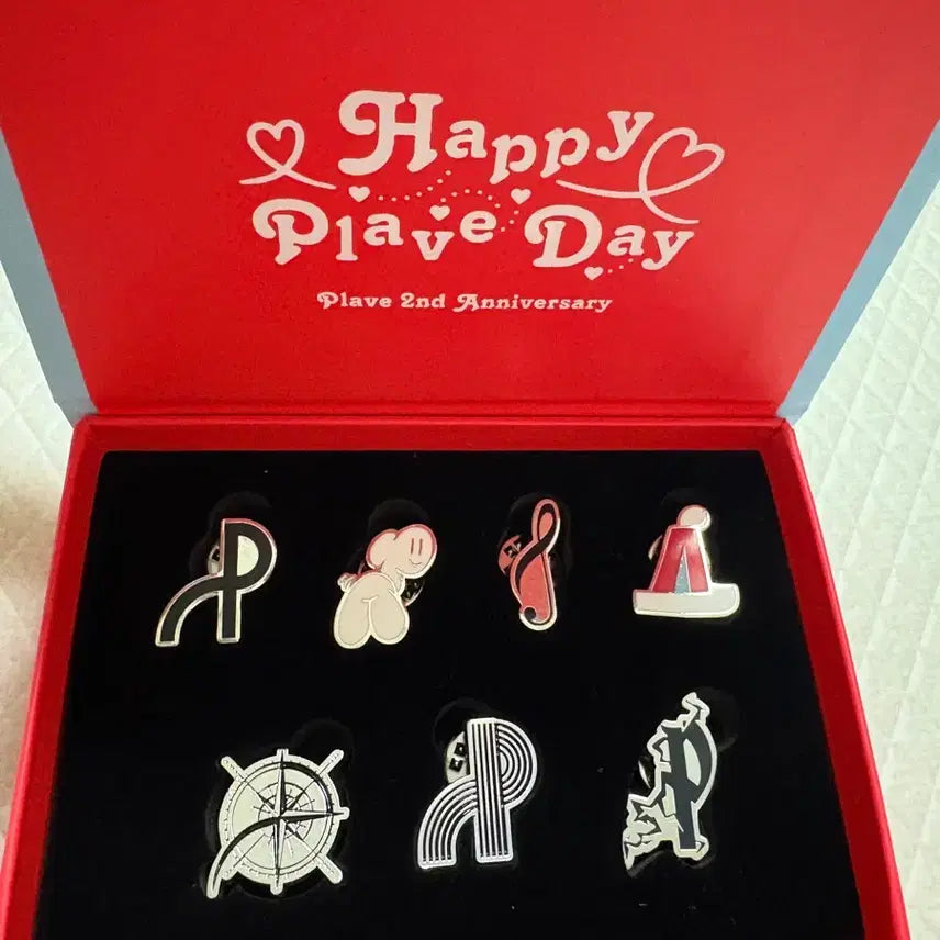[BUNJANG] PLAVE Happy PLAVE Badge Set / 플레이브 해피플레이브 뱃지 세트