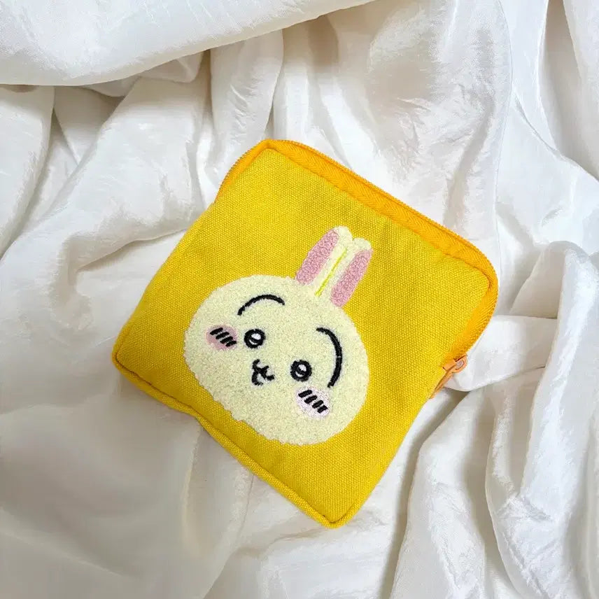 [BUNJANG] Chikawa Usagi Mocomoco Fluffy Pouch Gacha / 우사기 / 치이카와 모코모코 복슬복슬 파우치 먼작귀 가챠