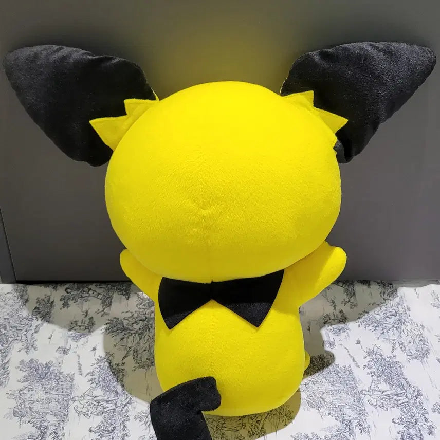 [BUNJANG] Pokemon Pichu Mecha-Dekka Plush / 포켓몬 피츄 메차데카 인형(택X)