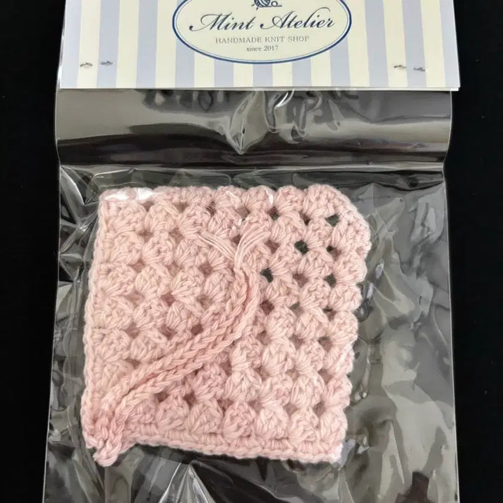 [BUNJANG] Mint Factory Handmade Knitted Flower Bandana Pink (10cm Doll Clothes) / 미개봉) 민트공방 뜨개반다나 꽃송이 반다나 핑크 10cm 솜인형 인형옷
