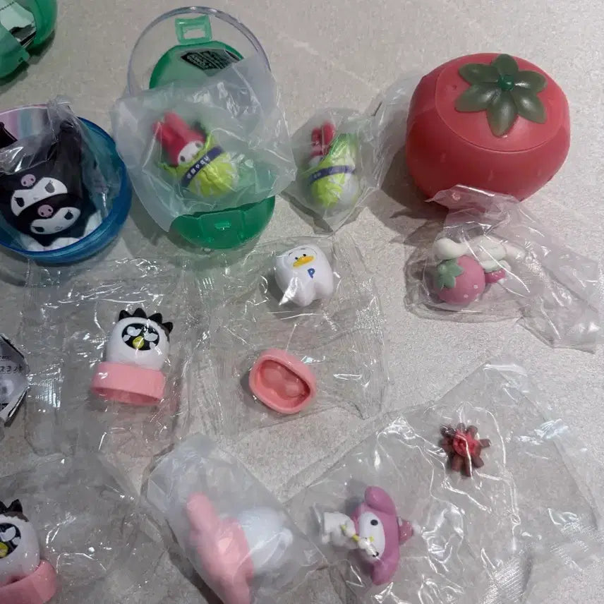 [BUNJANG] Sanrio Kitty Gachapon Bundle / 산리오 키티 가챠 일괄 판매
