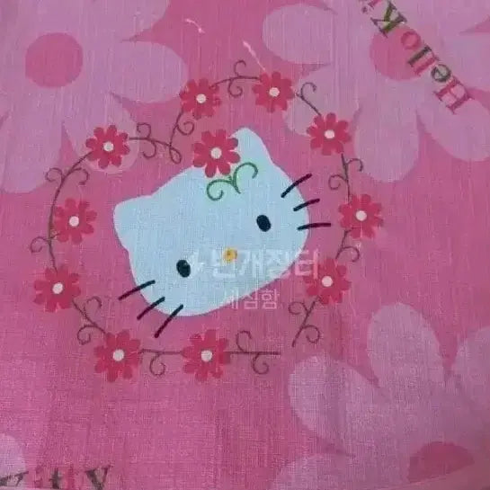 [BUNJANG] Sanrio Hello Kitty Daisy Waterproof Table Mat/Desk Mat / 고전키티 데이지 식탁/데스크 방수매트[미품/초희귀템]
