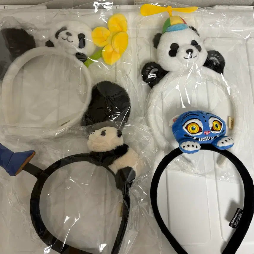[BUNJANG] Everland Fu Bao Headband Bundle Set / 에버랜드 푸바오 헤어밴드 일괄판매