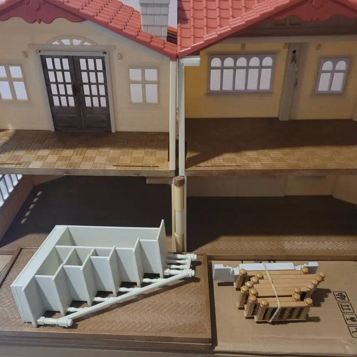 [BUNJANG] Sylvanian Families Red Roof Country House / 실바니안 빨간지붕 이층집