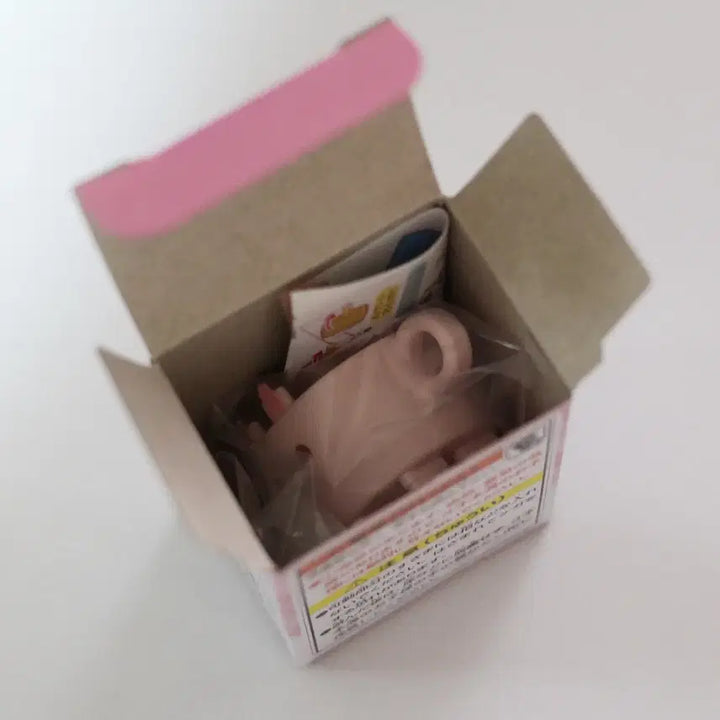 [BUNJANG] Sylvanian Families Kirakira Kuji F Prize Rabbit Cup Pink (Sealed) / [비닐 미개봉] 실바니안 패밀리 키라키라 쿠지 F상 토끼 컵 핑크