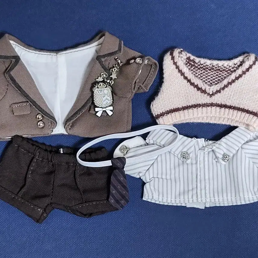 [BUNJANG] 10cm Doll Clothes Cotton College Brown Beige Non-Attribute Plush Doll Clothes / 10cm 인형옷 우블 코튼컬리지 코컬 브라운 베이지 무속성 솜인형 누이옷