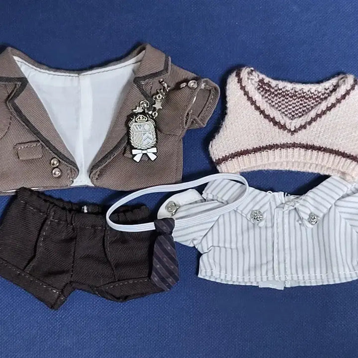 [BUNJANG] 10cm Doll Clothes Cotton College Brown Beige Non-Attribute Plush Doll Clothes / 10cm 인형옷 우블 코튼컬리지 코컬 브라운 베이지 무속성 솜인형 누이옷