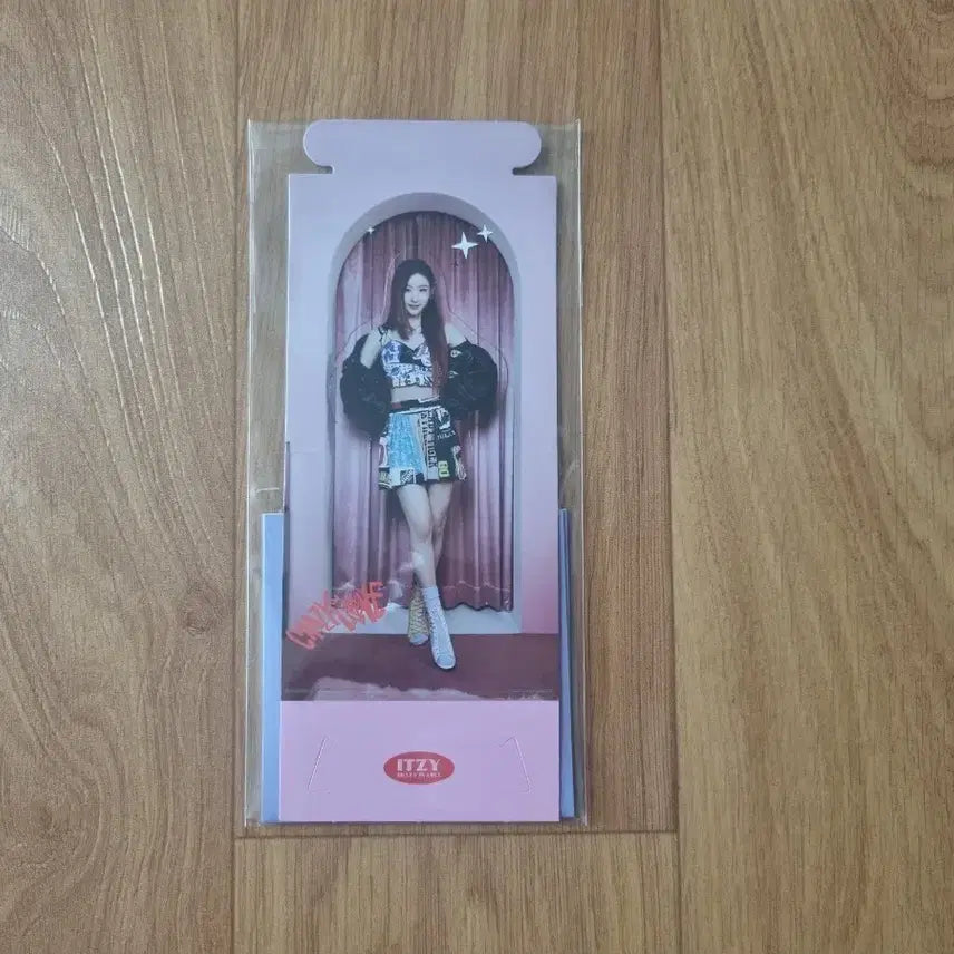 [BUNJANG] ITZY Loco Chaeryeong Standing Card + Special Card Set / 있지 ITZY 크인럽 LOCO 로코 채령 스탠딩카드+스페셜카드세트