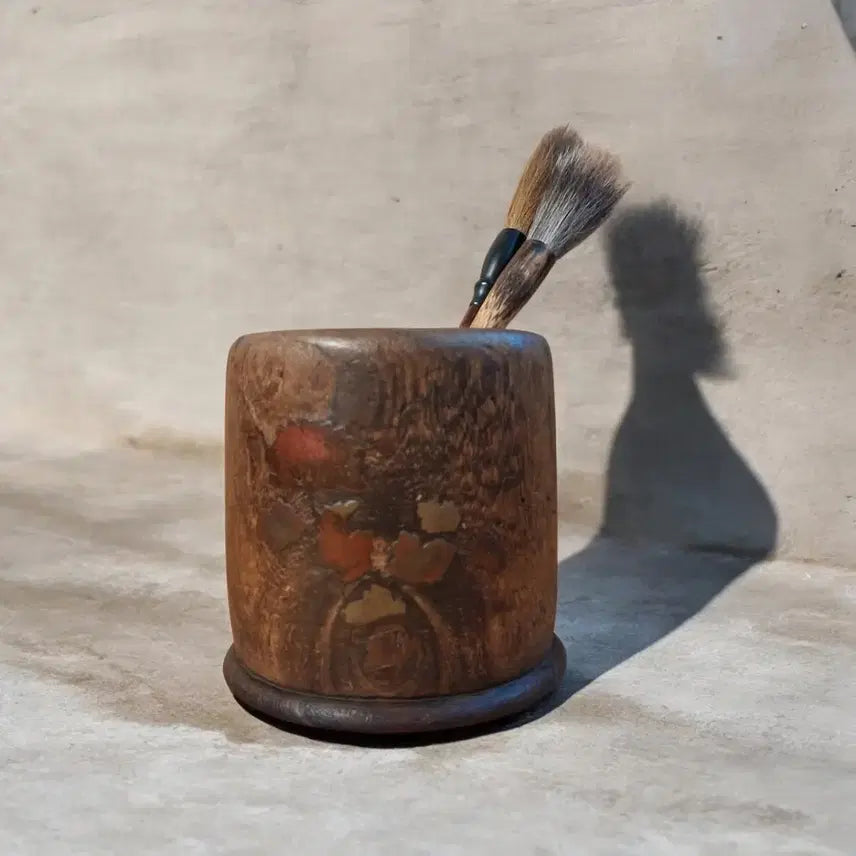 [BUNJANG] 100+ Year Old Walnut Brush &amp; Pen Holder with Tortoiseshell Insect Inlay / 대모초충문 필통벽오동나무붓통 지통 문방사우
