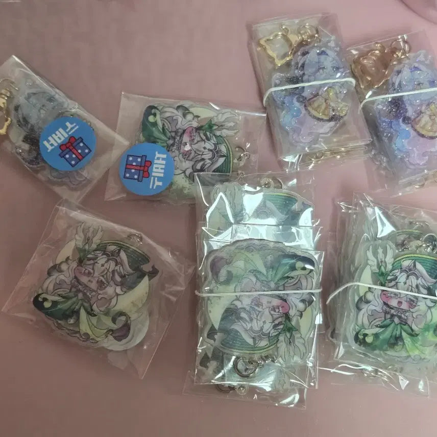 [BUNJANG] Cookie Run Kingdom Merchandise Badges, Keyrings, Corotto, Glitter Box / 쿠키런 킹덤 굿즈 비공굿 뱃지/키링/코롯토/글리터박스