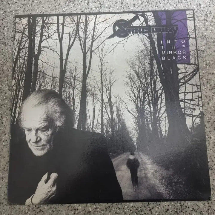 [BUNJANG] Sanctuary Into the Mirror Black LP / 쌩츄어리 Sanctuary / Into the mirror black [LP]