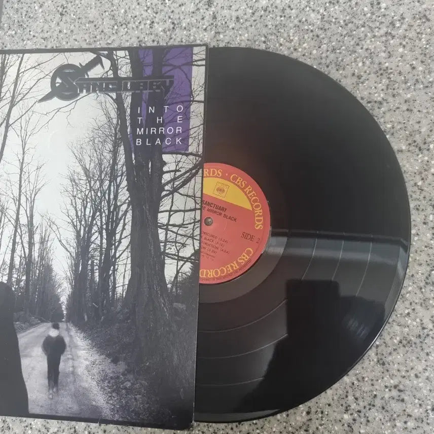 [BUNJANG] Sanctuary Into the Mirror Black LP / 쌩츄어리 Sanctuary / Into the mirror black [LP]