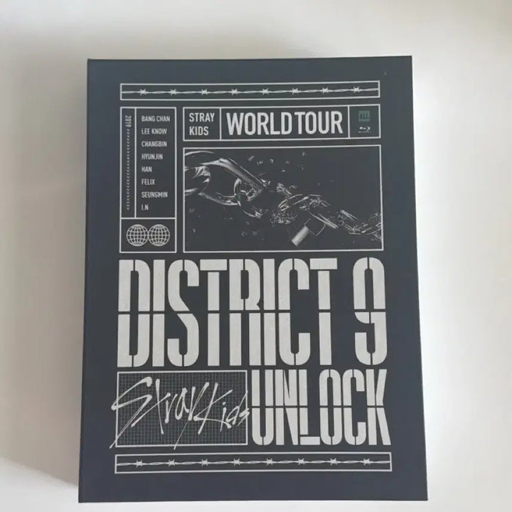 [BUNJANG] Stray Kids District 9 Unlock Blu-ray / 스트레이키즈 District 9 Unlock 블루레이