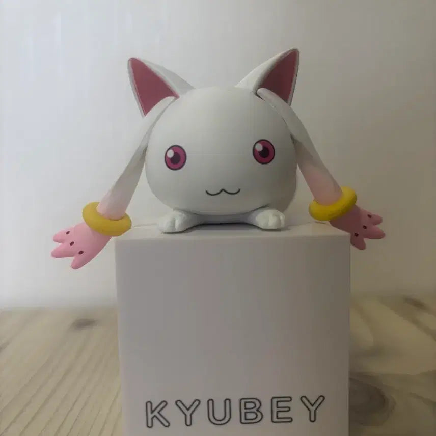 [BUNJANG] Puella Magi Madoka Magica Kyubey Lucky Draw Figure / 마마마 큐베 힛카게 피규어