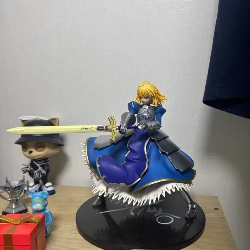 [BUNJANG] Fate/Zero Saber Figure / 페이트 제로 세이버 피규어
