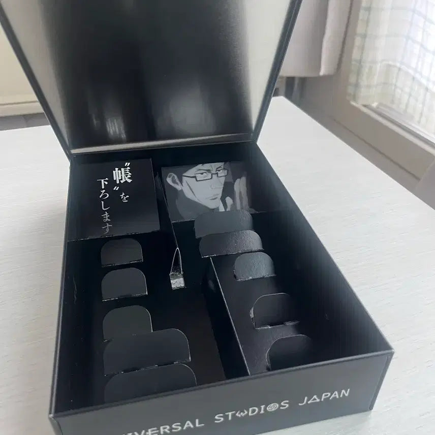 [BUNJANG] Jujutsu Kaisen Universal Studios Japan Cookie Tin Case / 주술회전 유니버설 스튜디오 재팬 쿠키 틴케이스