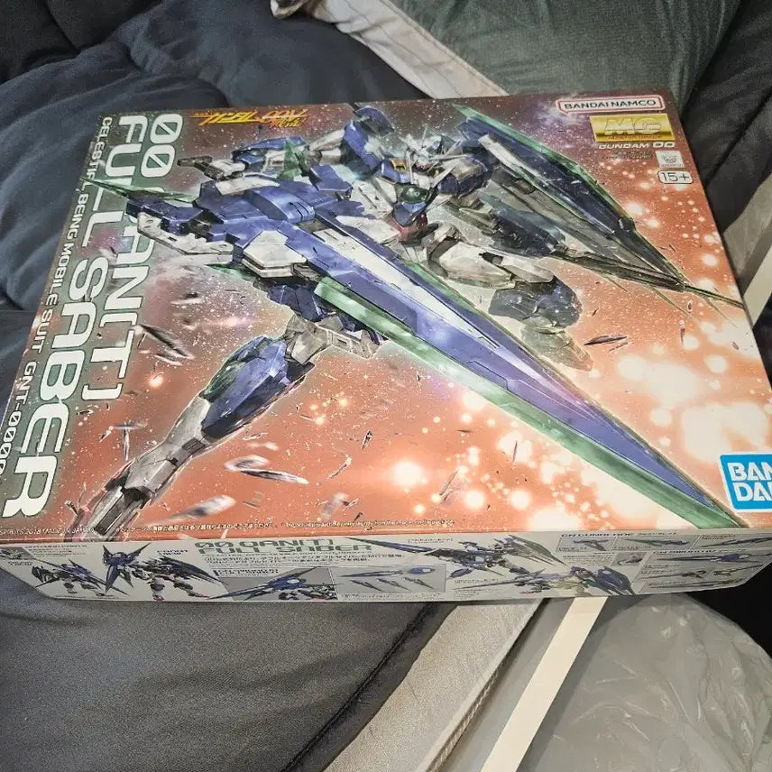[BUNJANG] MG 00 QanT Full Saber Gundam Model Kit / MG 더블오 퀀터 풀세이버 택포