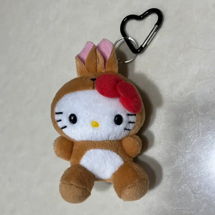 [BUNJANG] Hello Kitty 50th Anniversary Australian Kangaroo Plush Keychain / 헬로키티 50주년 호주 캥거루 키티 인형 키링