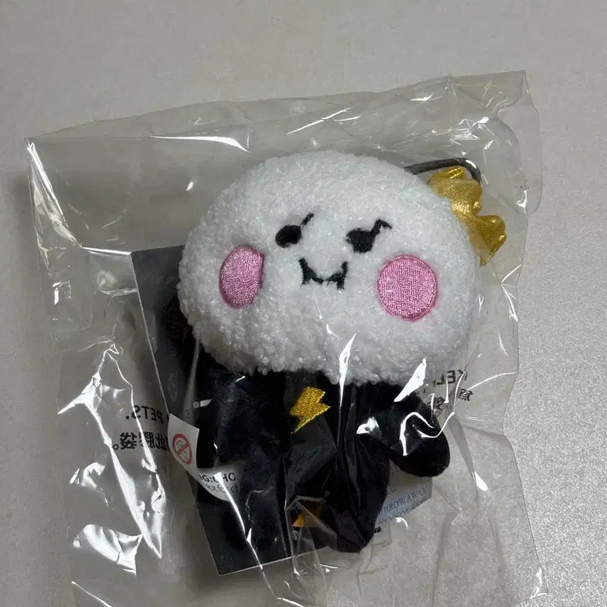 [BUNJANG] TREASURE Yoshi Yochi Doll &amp; Japan Acrylic Stand Bundle Set / 트레저 요시 요치 인형 요시 일본 아크릴 스탠드 일괄
