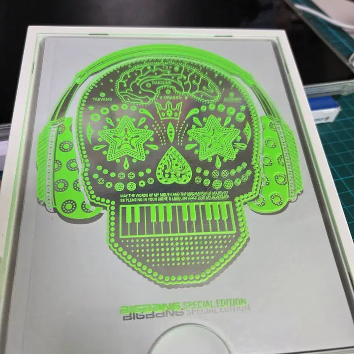 [BUNJANG] BIGBANG Special Edition Album / 빅뱅 스페셜 에디션 Special Edition