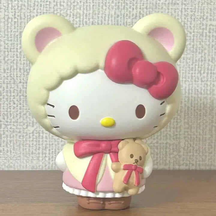 [BUNJANG] Happy Kuji Hello Kitty A Prize Teddy Bear Figure / 해피쿠지 키티 a상 곰돌이 피규어