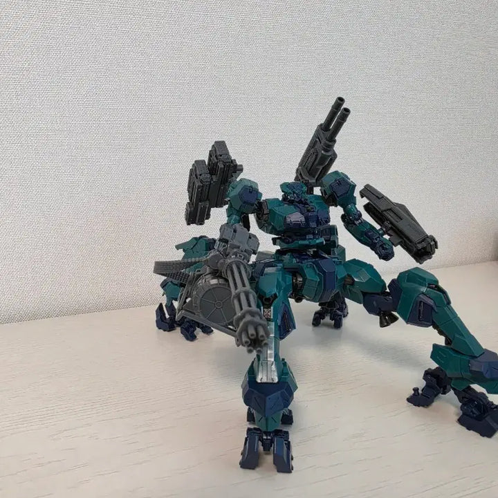 [BUNJANG] Bandai Armored Core VI Liger Tail (Unassembled Model Kit) / 반다이 30MM 아머드 코어 VI 라이거 테일 가조립