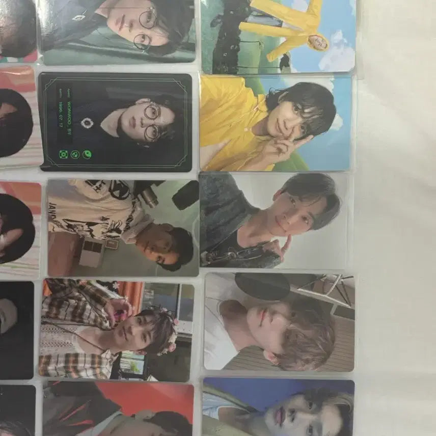 [BUNJANG] Seventeen Bundle Set Photocards / 세븐틴 포토카드 23장 일괄