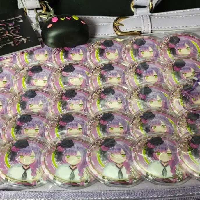 [BUNJANG] Tokoyami Towa New Year Can Badge Ita Bag / 토코야미 토와 정월 캔뱃지 이타백 판매합니다.