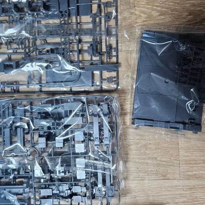 [BUNJANG] Bandai MG 1/100 Gundam Base Limited MS Cage (Excluding Included Figures) / 반다이 MG 1/100 건담 베이스 한정 MS 케이지(동봉피규어 제외)
