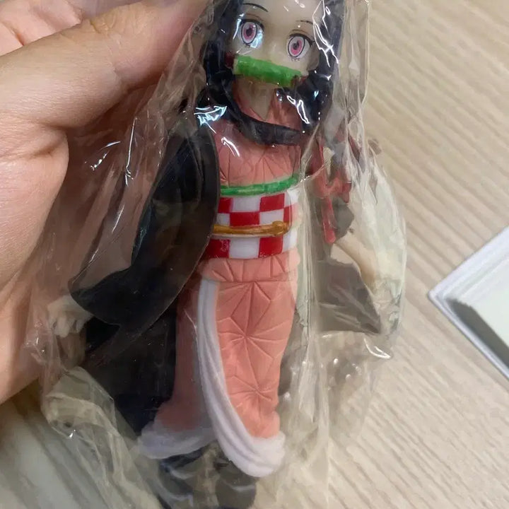 [BUNJANG] Demon Slayer Nezuko Figure (with Tanjiro) / 귀멸의 칼날 네즈코 피규어 (탄지로 같이 드려요)