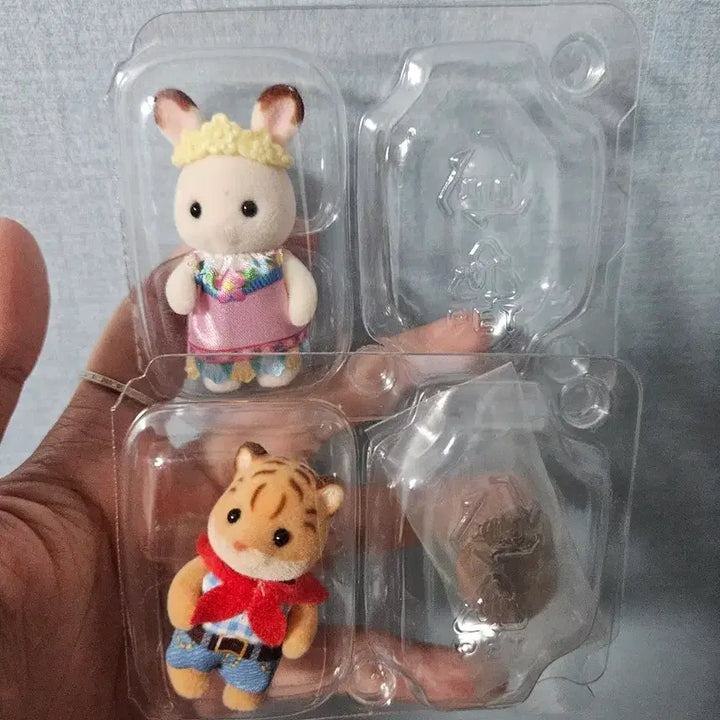 [BUNJANG] Sylvanian Families Adventure Pack Bundle (Tiger, Rabbit) / 실바니안 어드벤처팩 일괄 호랑이.토끼