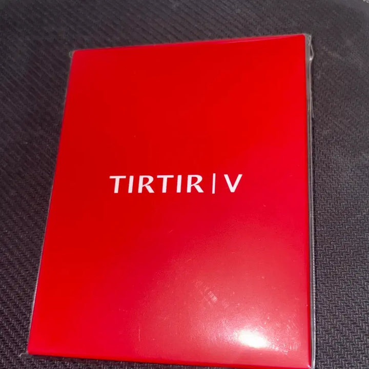 [BUNJANG] TIRTIR BTS V Photobook / 티르티르 방탄소년단 뷔V 포토북