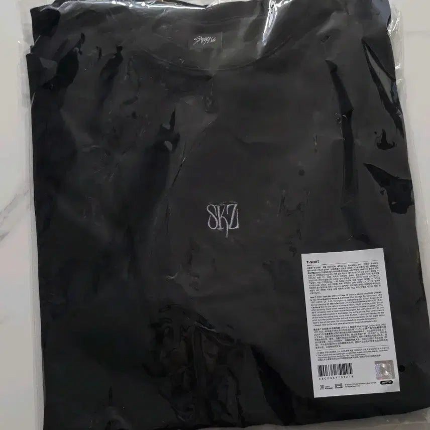 [BUNJANG] Stray Kids Run Way World Tour T-Shirt / 런잇 월드투어 티셔츠