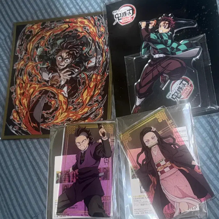 [BUNJANG] Demon Slayer Tanjiro Nezuko Genya Merchandise Bundle / 귀멸의칼날 굿즈 일괄 탄지로 네즈코 겐야