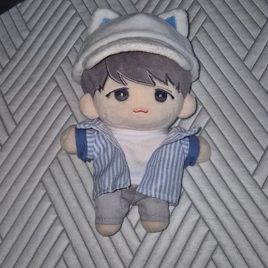 [BUNJANG] BTS Suga Yoongi Doll 20cm Capjang / bts 슈가 윤기 인형 캡짱이 20cm