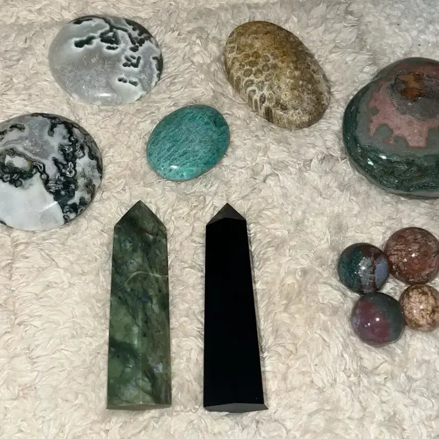 [BUNJANG] Natural Gemstone Bundle: Moss Agate, Amazonite, Ocean Jasper Palm Stone Tower / (일괄) 천연원석 모스 아게이트 아마조나이트 오션 재스퍼 팜스톤 타워 원석