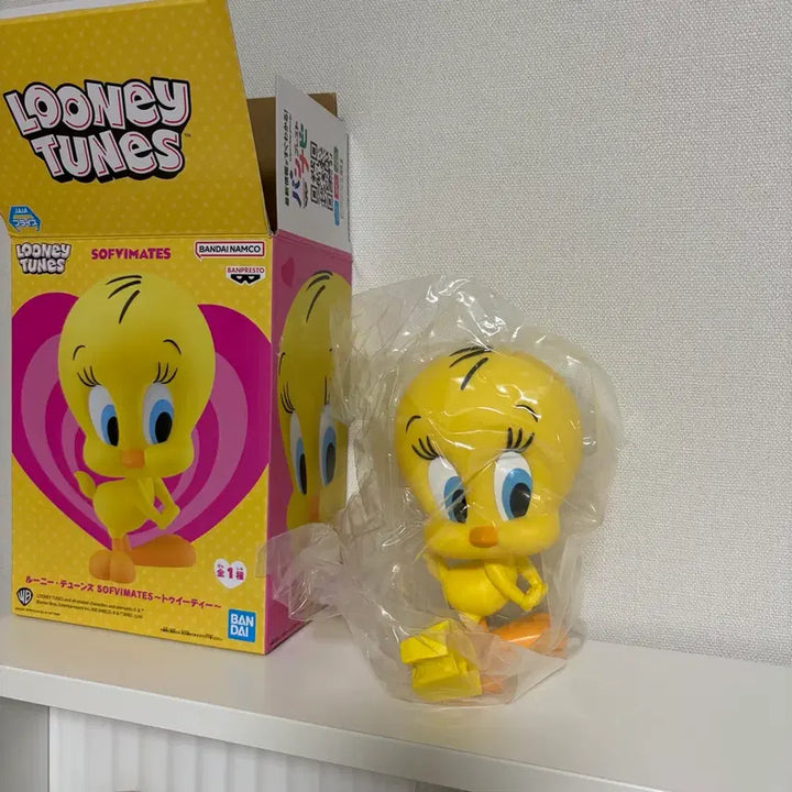 [BUNJANG] Bandai Looney Tunes Tweety Figure (Leg Damage) / 반다이 루니툰 트위티 피규어(다리 하자)