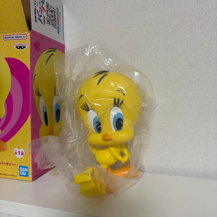 [BUNJANG] Bandai Looney Tunes Tweety Figure (Leg Damage) / 반다이 루니툰 트위티 피규어(다리 하자)