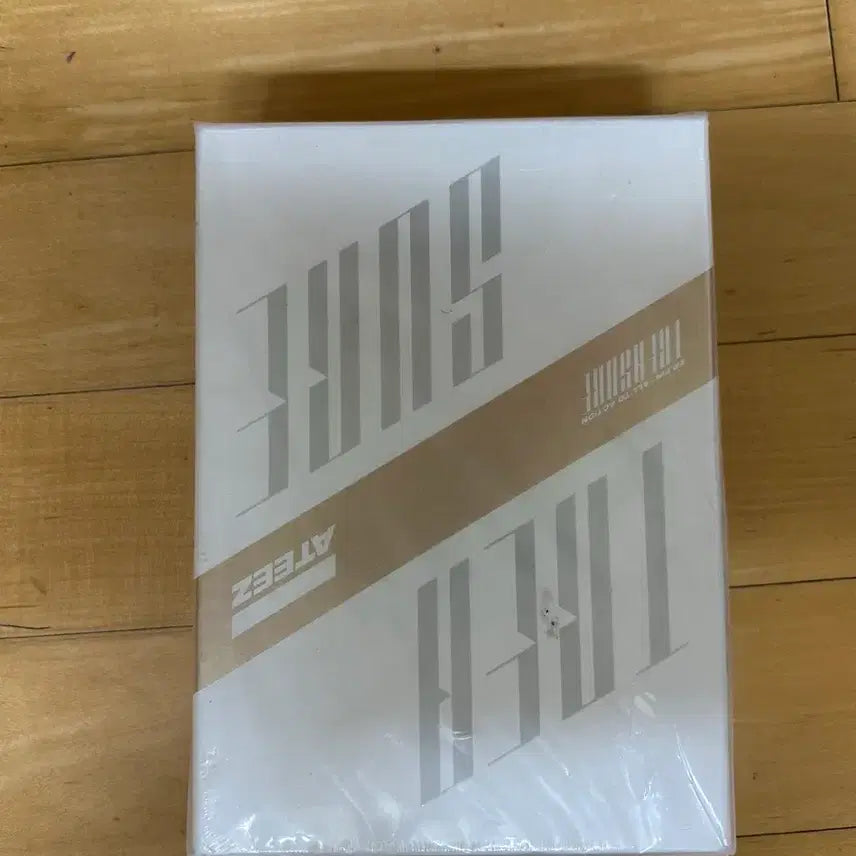 [BUNJANG] ATEEZ TREASURE EP.FIN Official Photocard (Sealed) / 에이티즈 포카 O ATEEZ - 정규 1집 TREASURE EP.FIN 앨범 미개봉