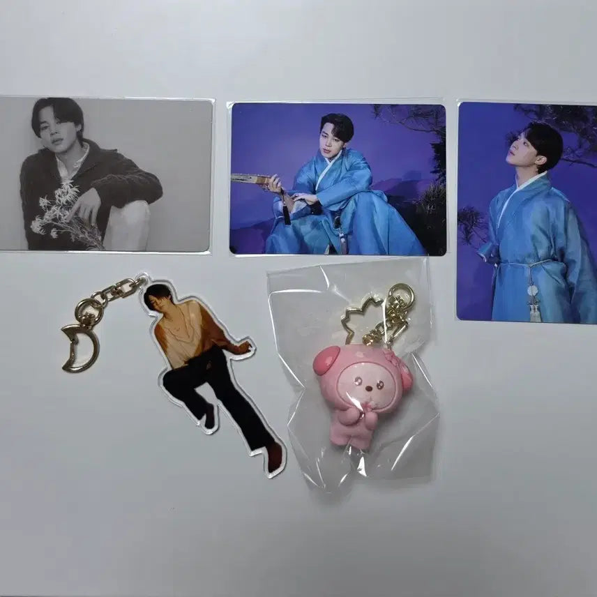 [BUNJANG] BTS Jimin Photocard and Keychain Bundle Set / BTS 방탄 지민 굿즈 포카 키링 세트 일괄