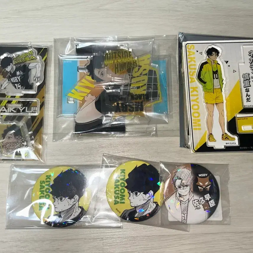 [BUNJANG] Haikyuu!! Sakusa Acrylic Standee &amp; Banner Set / 하이큐 사쿠사 아크릴 캔뱃지 일괄 현수막 명대사 올스타전